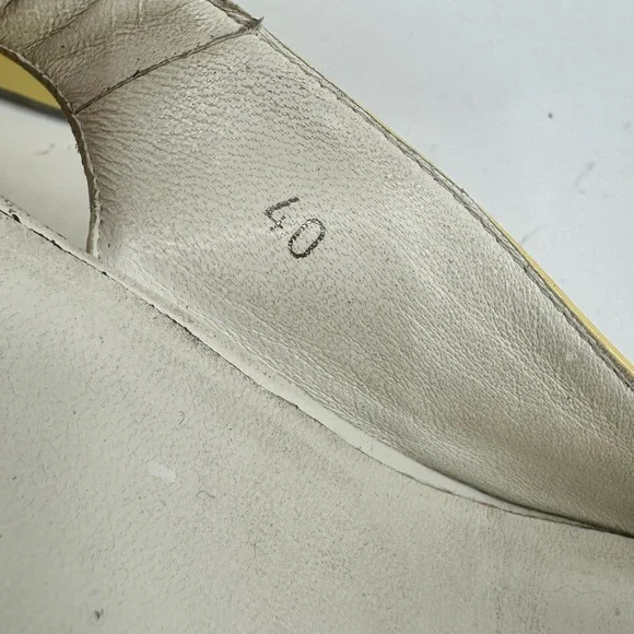 Prada Leather Slingback Sandals Wedge Heel Pale Yellow Peep Toe Womens 40 - Picture 6 of 9